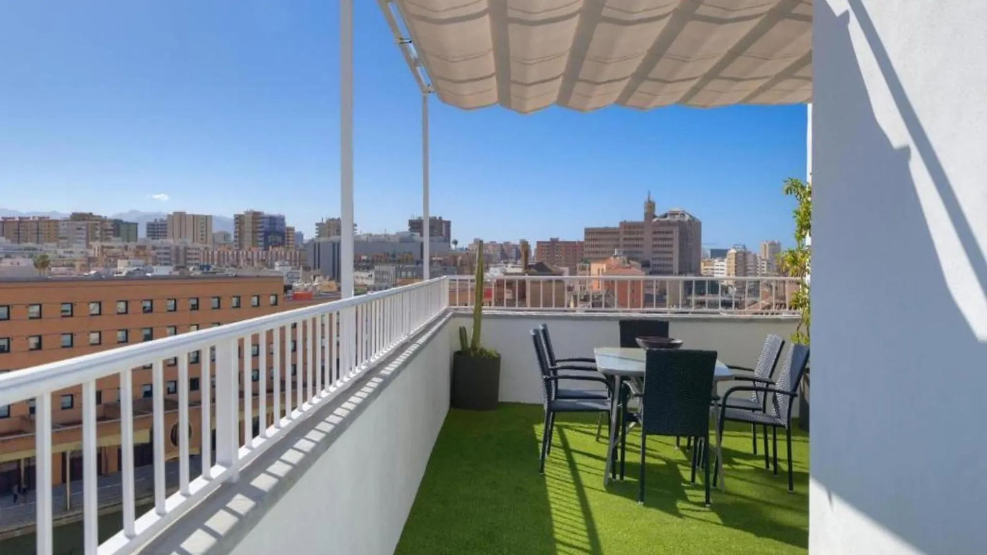 Apartment Faro'S Atico Tribuna Malaga Spain
